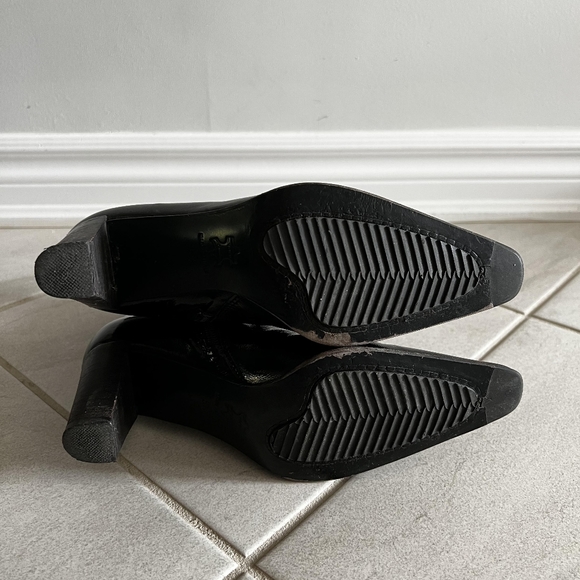 Vero Cuoio Black Leather Booties Size 5 1/2 - Picture 2 of 3